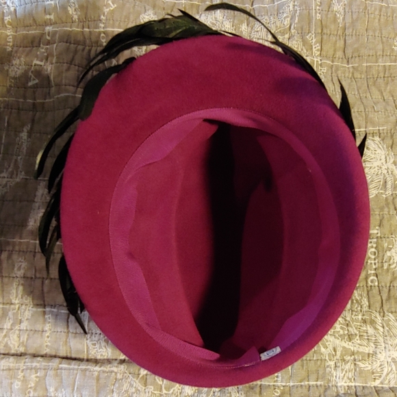 💕Host Pick💕Vintage Purple Feather Union Made Hat - Picture 5 of 8